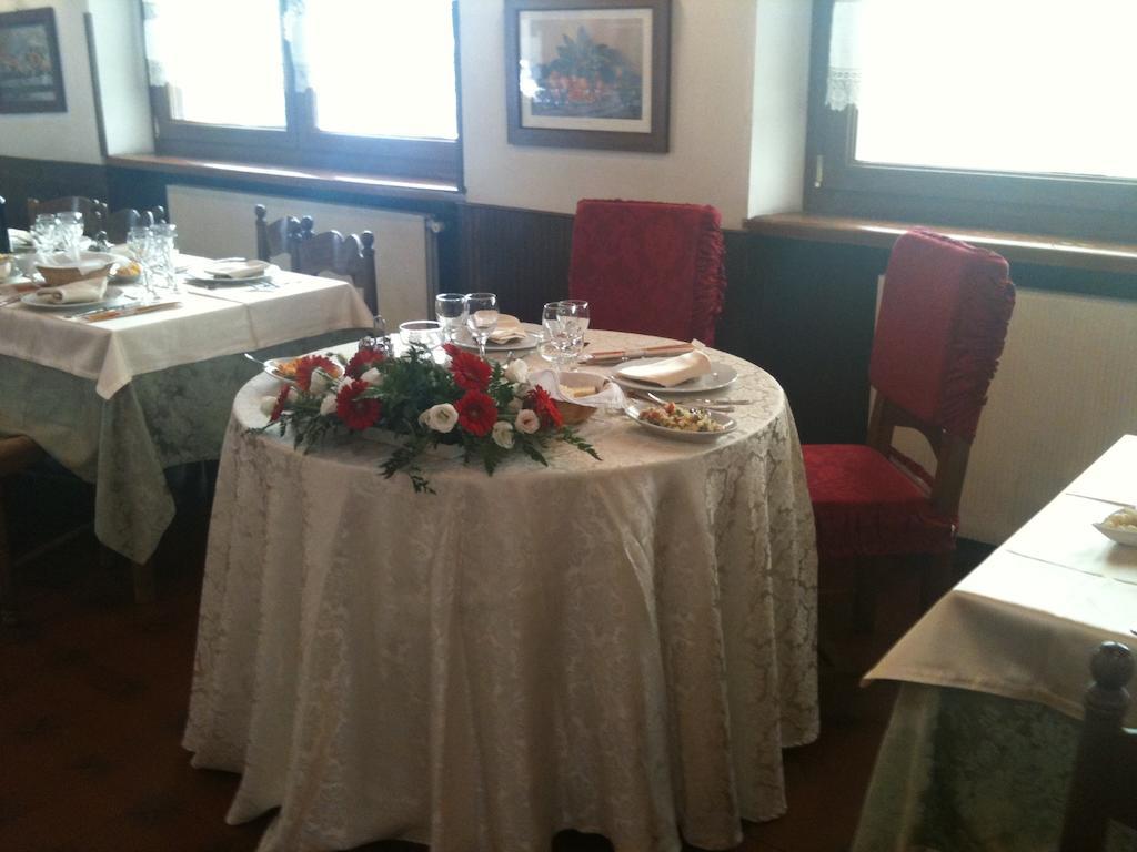 Albergo Chiara Savignone Bagian luar foto